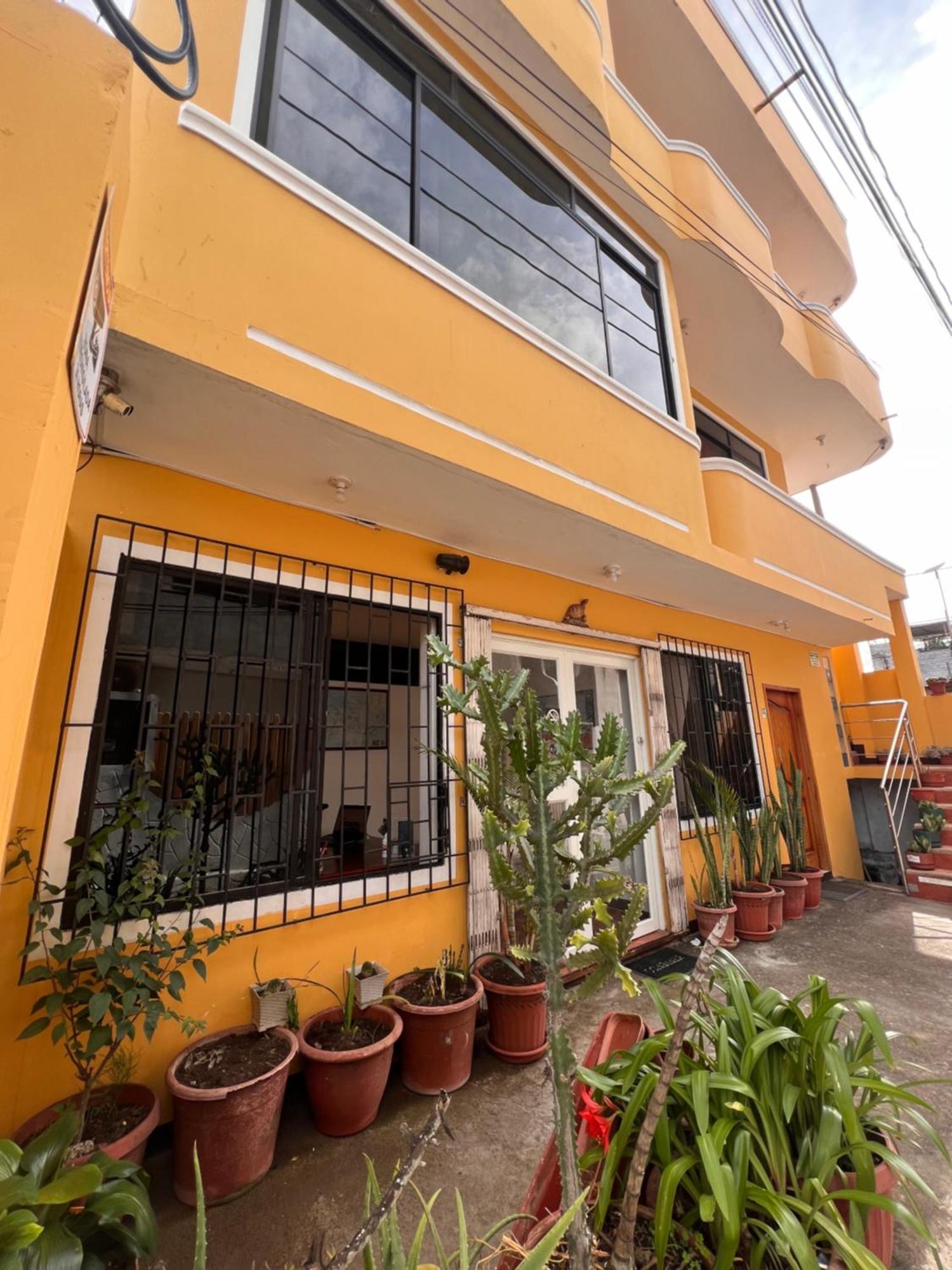 Hostal Casa Cascada Puerto Ayora  Ngoại thất bức ảnh